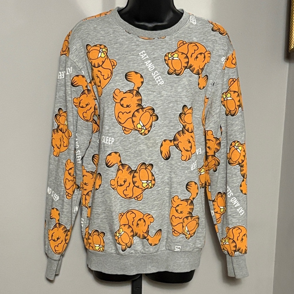 Divided XS Garfield Crewneck Sweatshirt Eat and Sleep